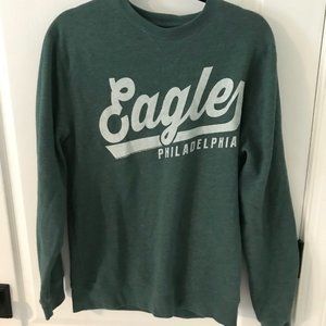 Green Philadelphia Eagles Crewneck Sweatshirt in Size Medium